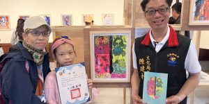 【更生日報新聞】董兆晴編創紙上電影 《拯救大自然》奪首獎更躍上封面